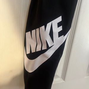 Brand New Nike leggings